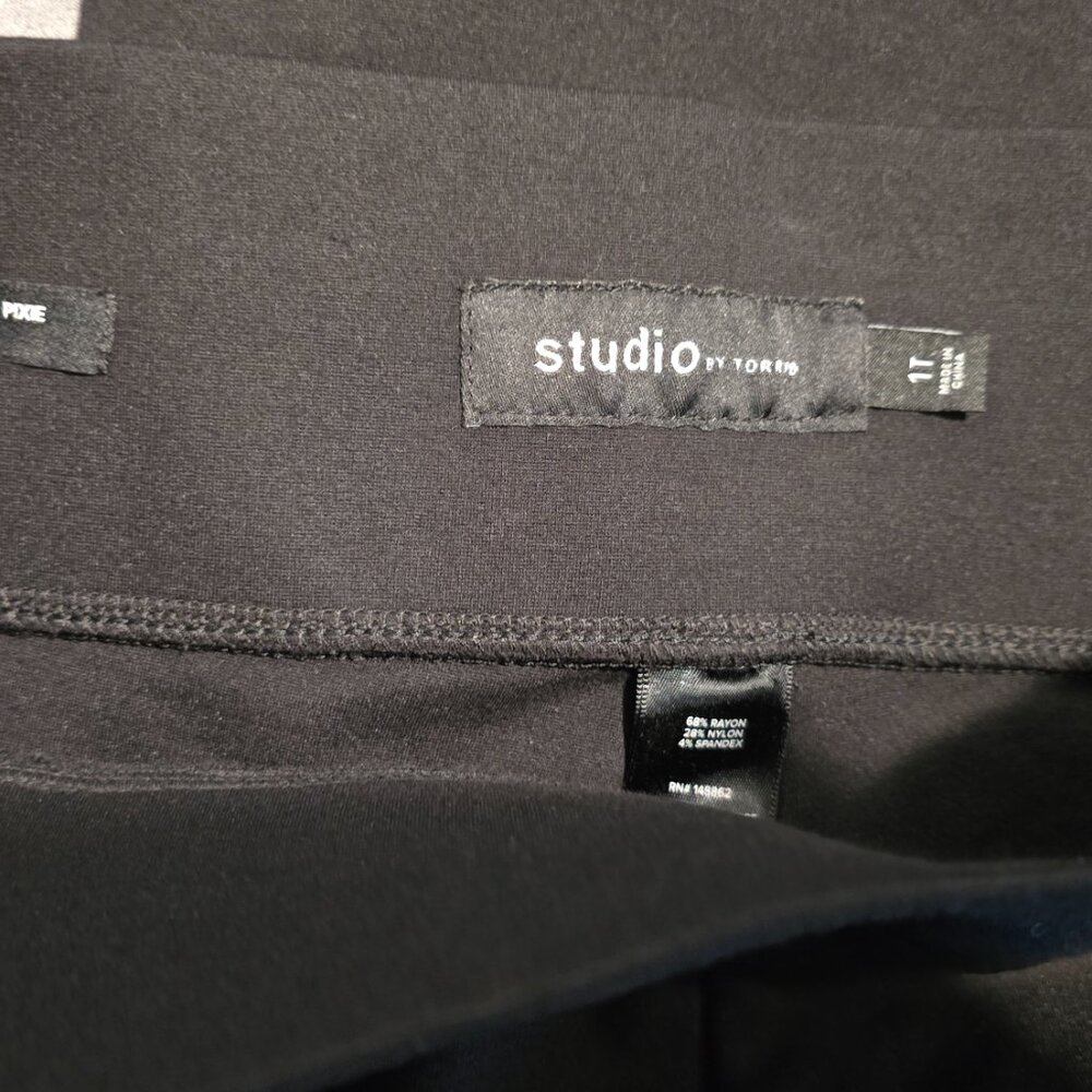 Torrid Pull On Pixie Wide Leg Studio Luxe Ponte Pant, Black, 1T - Picture 6 of 8